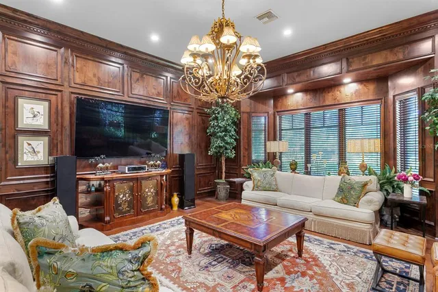 $2,475,000 | 3005 South Miller Road, Valrico, FL 33596