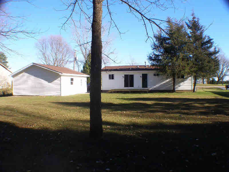 940 Flajole Road Midland, MI 48642 - Photo 9 of 9 Gallery Image 9