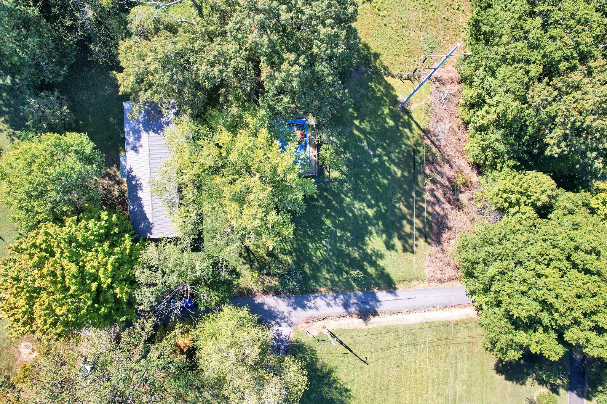 352 Scott Street Charleston, TN 37310 - Photo 7 of 35 7-web-or-mls-DJI_0047
