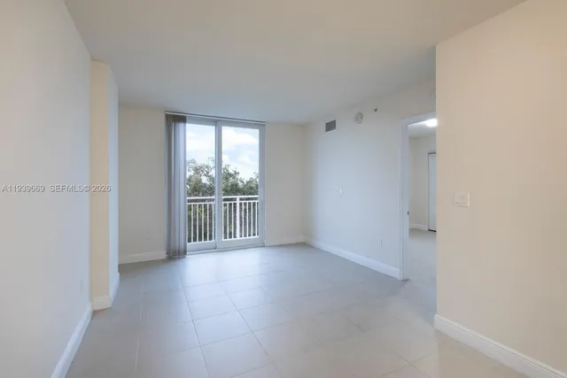 $2,550 | 2350 Southwest 27th Avenue, Unit 809, Miami, FL 33145