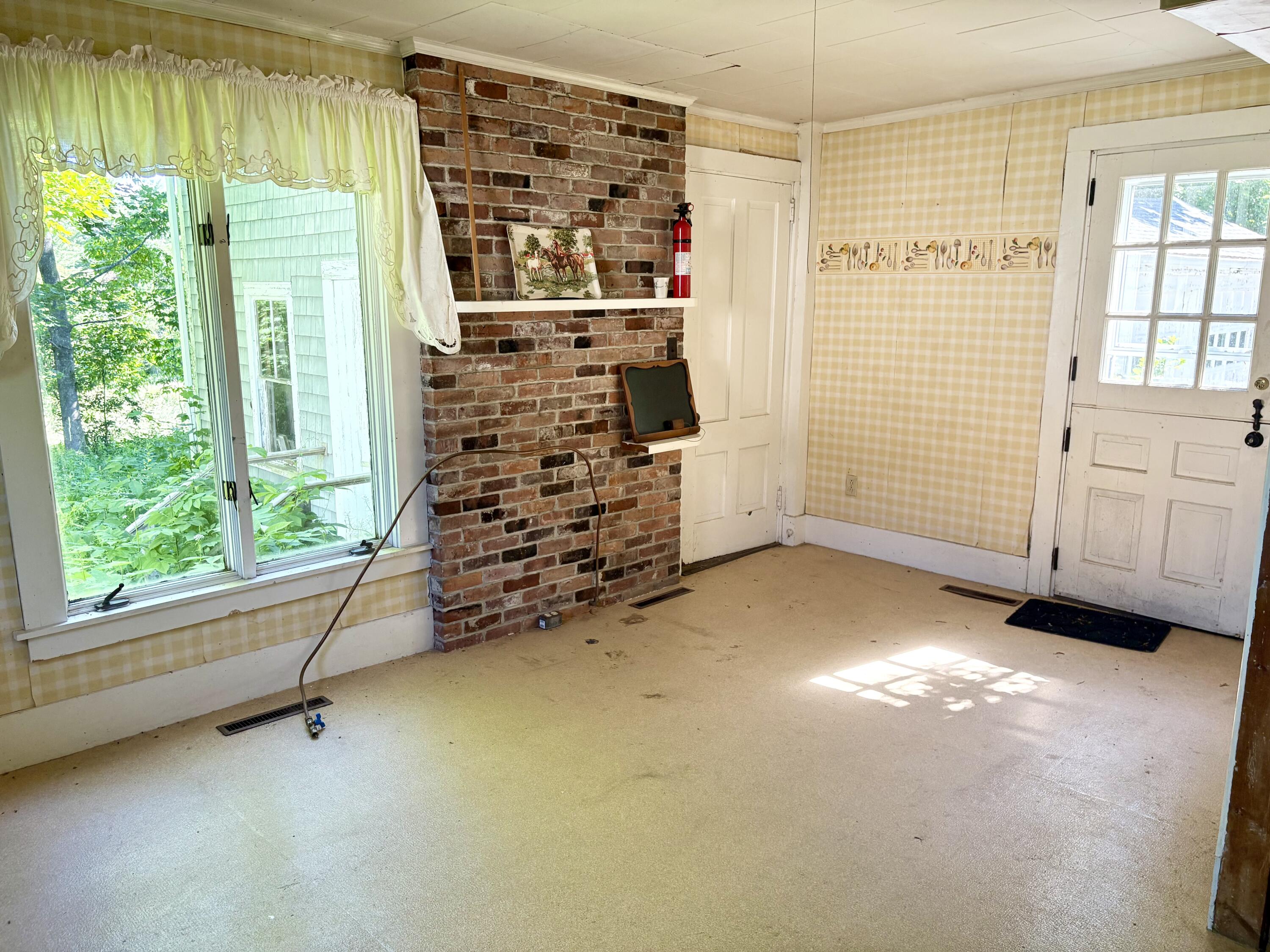 226 Elm Street Damariscotta, ME 04543 - Photo 25 of 71 IMG_5232