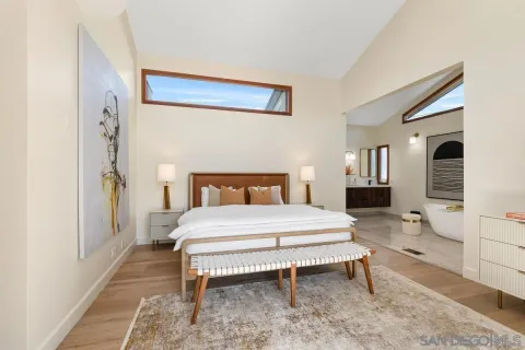 $5,385,000 | 7911 El Paseo Grande, La Jolla, CA 92037