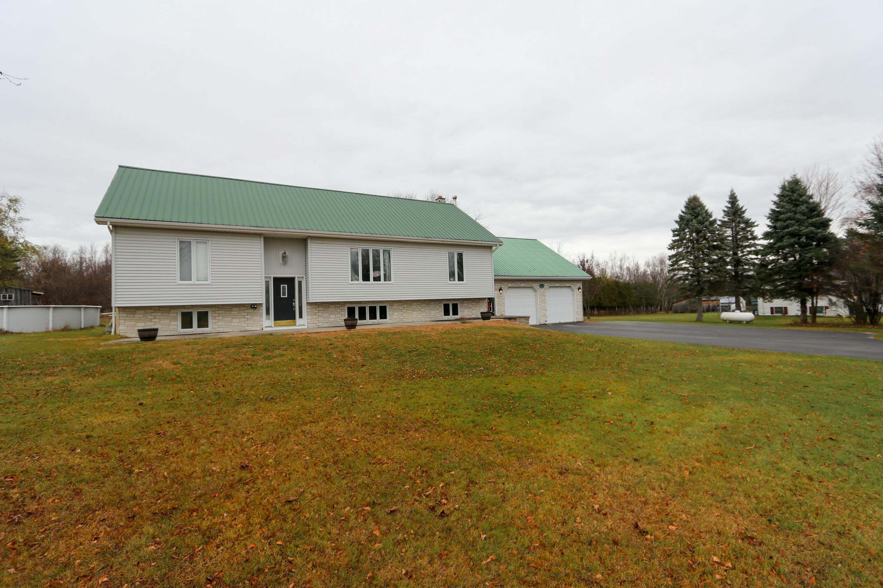 188 Davison Road Mooers Forks, NY 12959 - Photo 29 of 31 Gallery Image 29
