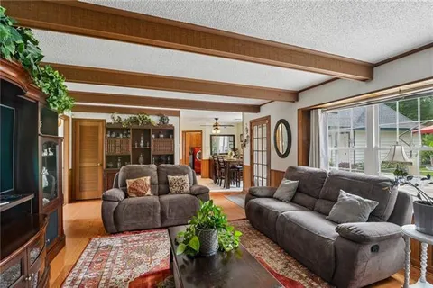 $350,000 | 19 Park Timbers Drive, New Orleans, LA 70114
