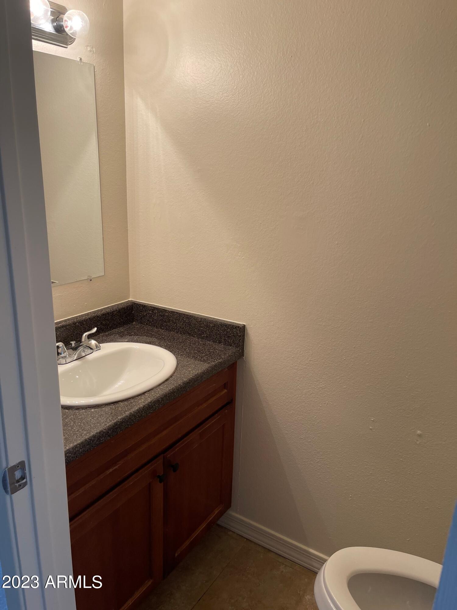 3605 West Bethany Home Road, Unit 17 Phoenix, AZ 85019 - Photo 6 of 12 IMG_0114