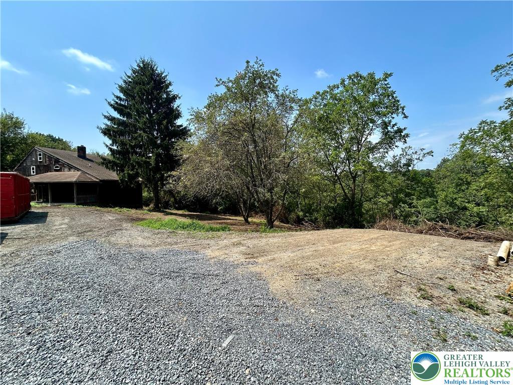 407 Gower Road Nazareth, PA 18064 - Photo 28 of 29 a view of a yard with a tree