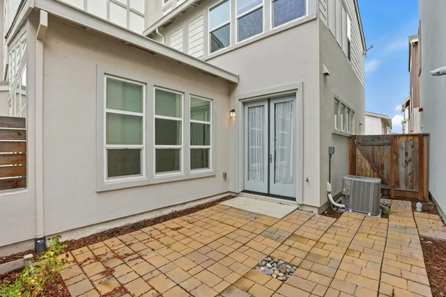 a view of a house with a stove