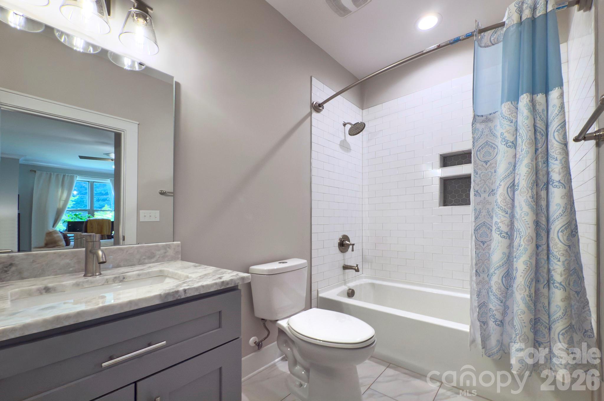 6672 Maple Spring Court Denver, NC 28037 - Photo 6 of 37