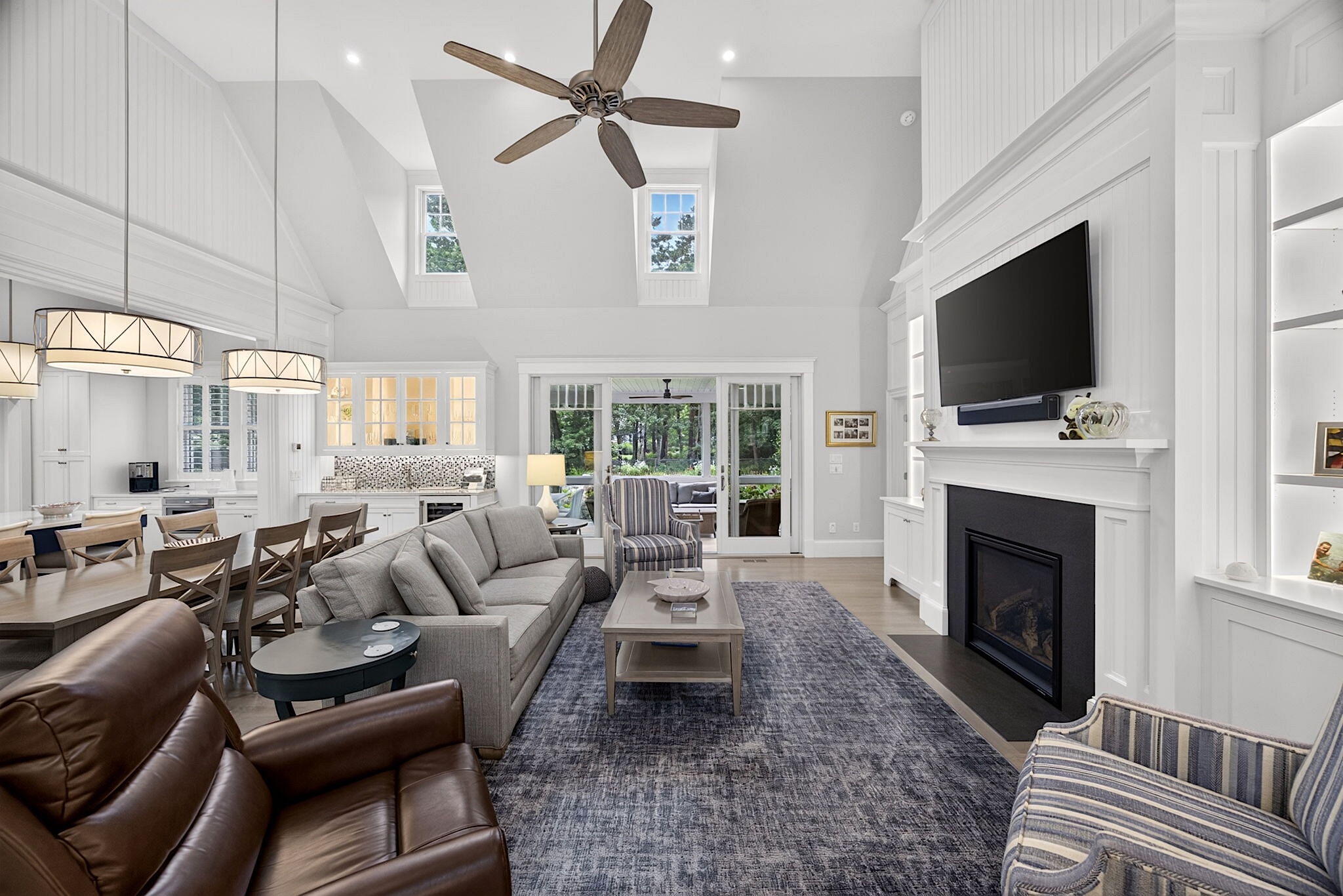 108 Seapuit River Road Osterville, MA 02655 - Photo 8 of 65 Living Room - 105-9L4A7797