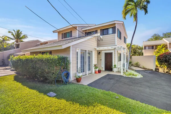 $4,500 | 100 Auhana Road, Unit 103, Kihei, HI 96753