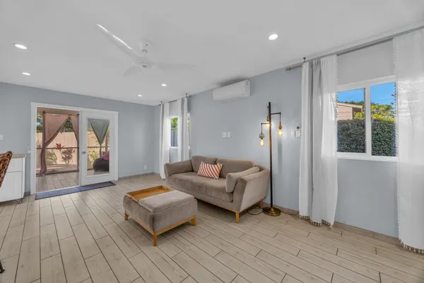 $4,500 | 100 Auhana Road, Unit 103, Kihei, HI 96753