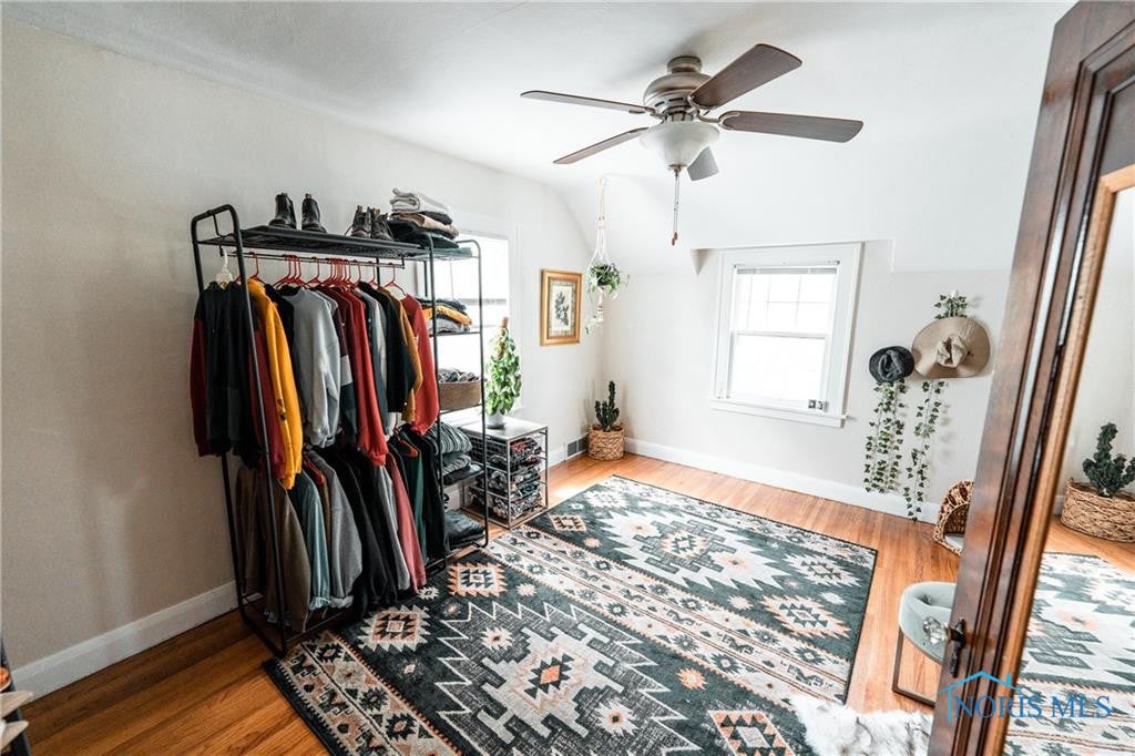 903 Waybridge Road Toledo, OH 43612 - Photo 14 of 19 Gallery Image 14