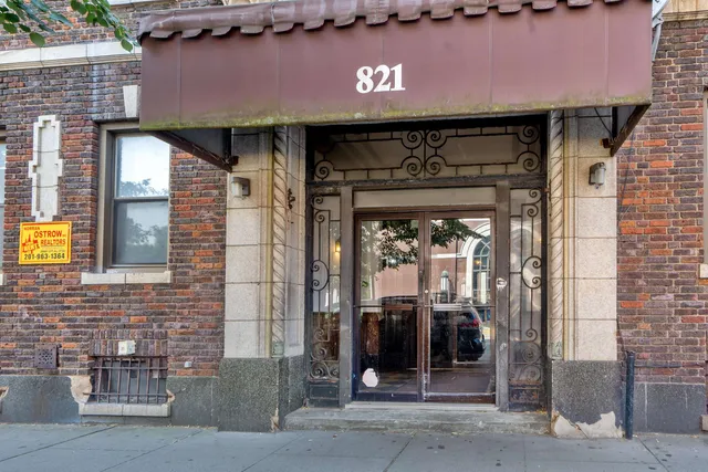 $199,900 | 821 Bergen Avenue, Unit B5, Jersey City, NJ 07306