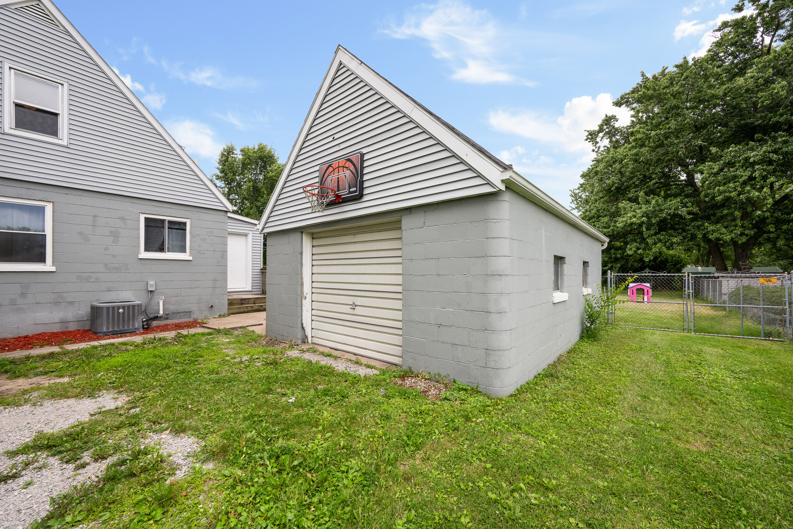 1606 Coyne Center Road Milan, IL 61264 - Photo 29 of 30