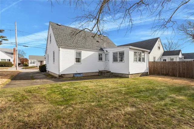 $375,000 | 75 Dale Avenue, Cranston, RI 02910