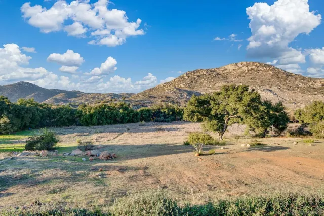 a view of a of the ground and mountain