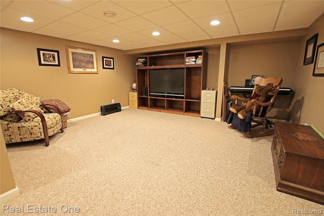 371 South Baldwin Road Oxford, MI 48371 - Photo 36 of 51 37) Basement.jpg