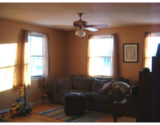 115 South Maple Street Hadley, MA 01035 - Photo 6 of 12 Gallery Image 6