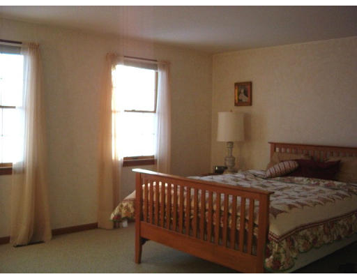 115 South Maple Street Hadley, MA 01035 - Photo 9 of 12 Gallery Image 9