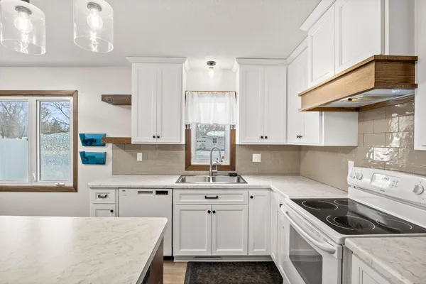 $290,000 | 26 4th Avenue Southeast, St. Joseph, MN 56374