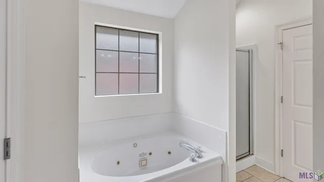 $2,150 | 12237 Spring Valley Drive, Geismar, LA 70734