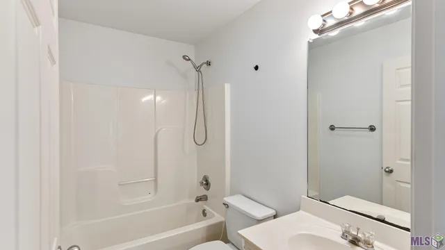 $2,150 | 12237 Spring Valley Drive, Geismar, LA 70734