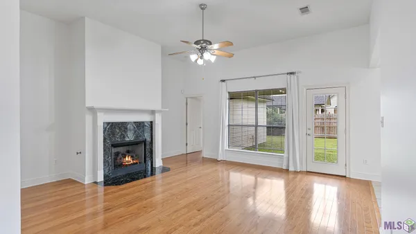 $2,150 | 12237 Spring Valley Drive, Geismar, LA 70734