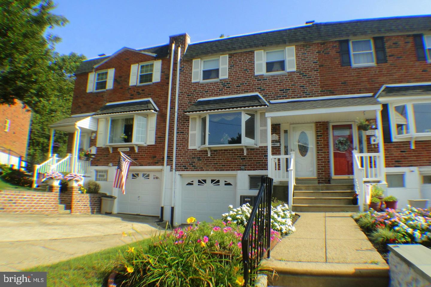 12748 Hollins Road Philadelphia, PA 19154 - Photo 1 of 31 Gallery Image 1