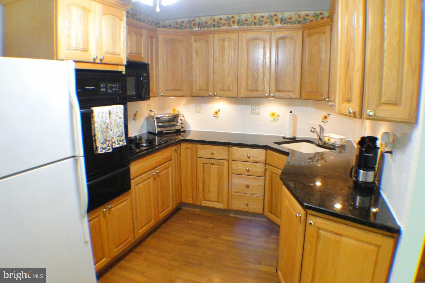 12748 Hollins Road Philadelphia, PA 19154 - Photo 11 of 31 Gallery Image 11