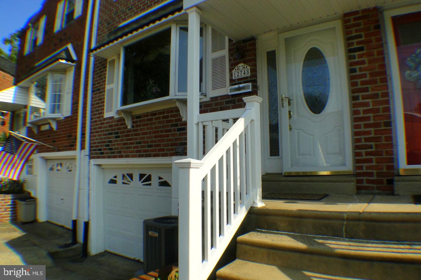 12748 Hollins Road Philadelphia, PA 19154 - Photo 3 of 31 Gallery Image 3