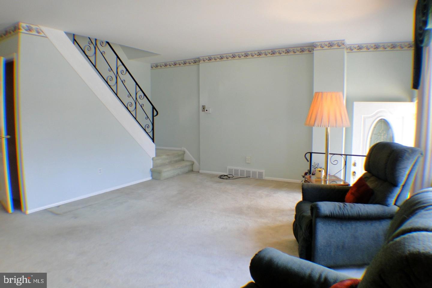 12748 Hollins Road Philadelphia, PA 19154 - Photo 5 of 31 Gallery Image 5