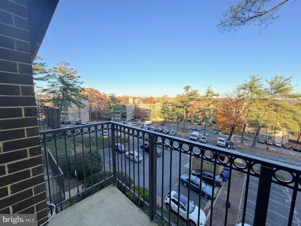 $1,500 | 75 South Reynolds Street, Unit 418, Alexandria, VA 22304