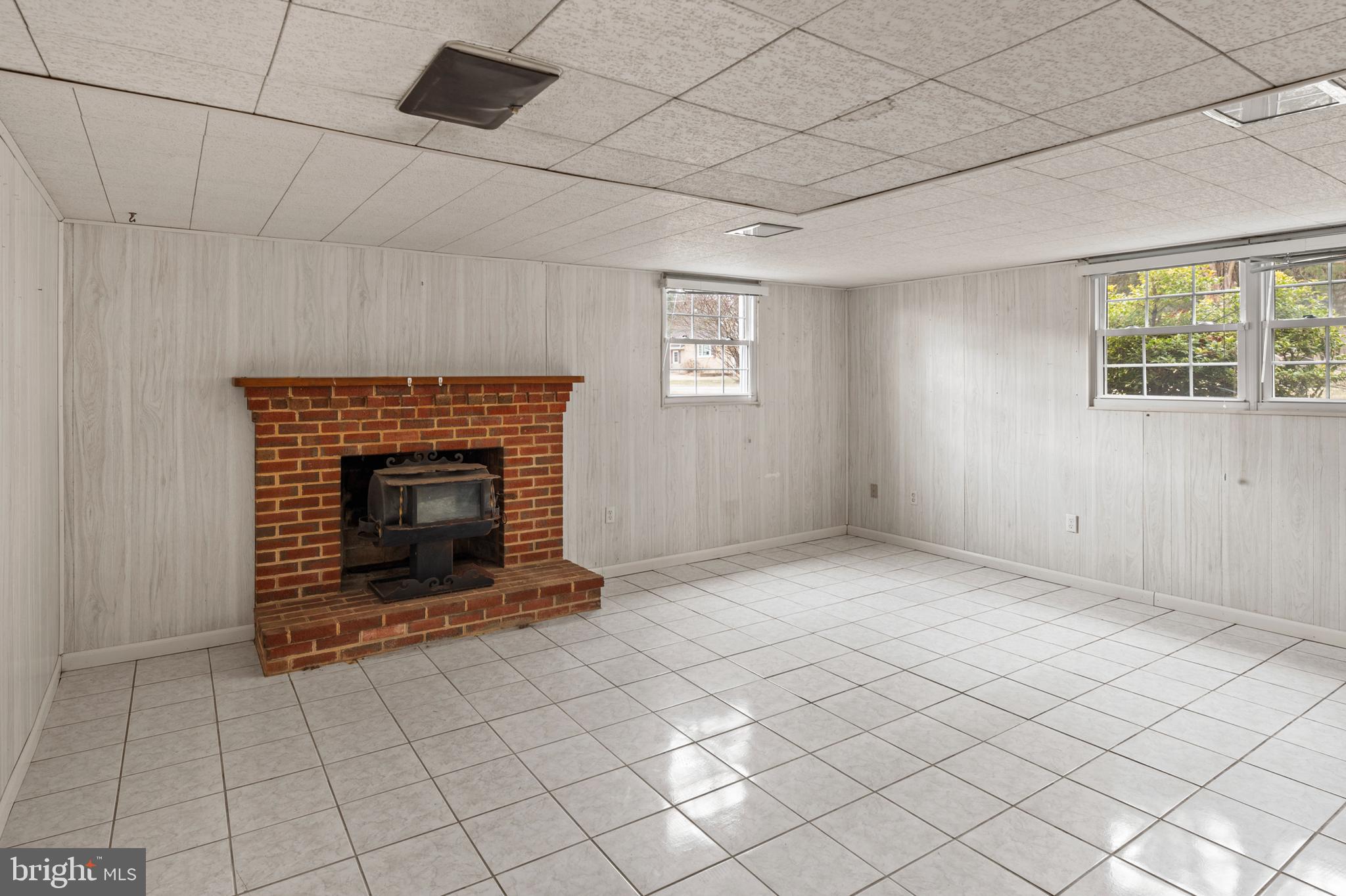 107 Holly Road Edgewater, MD 21037 - Photo 14 of 31 an empty room with windows