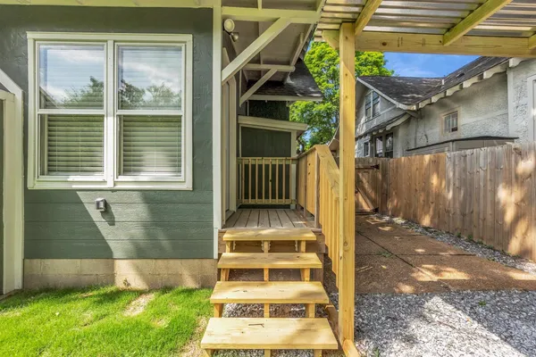 $449,000 | 1757 Vinton Avenue, Memphis, TN 38104