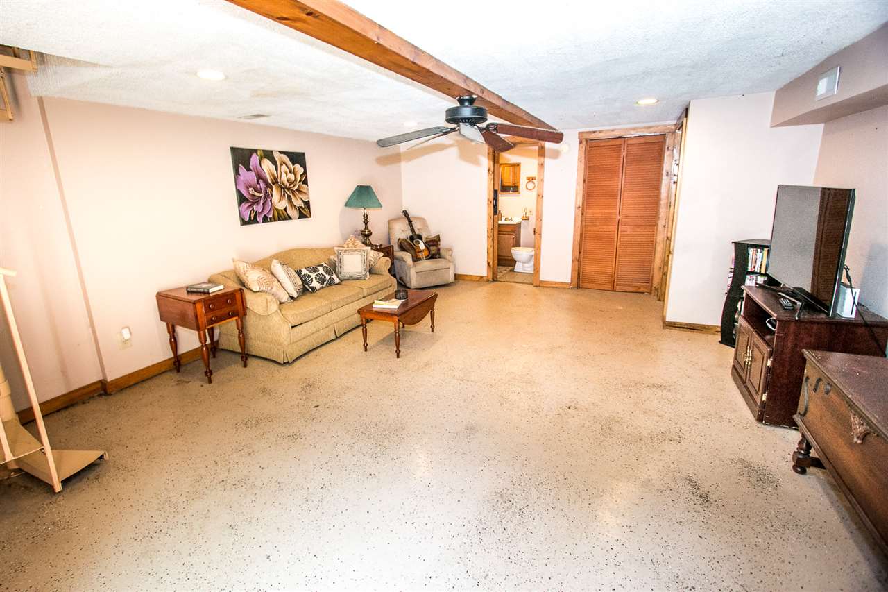1722 Red Brush Road Newburgh, IN 47630 - Photo 34 of 35 Gallery Image 34