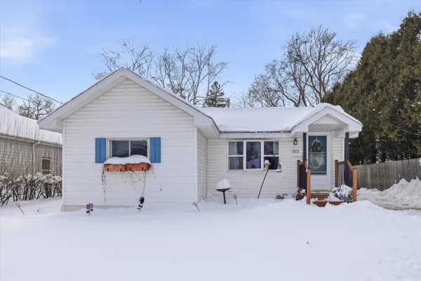 $136,000 | 1823 Ashland Street, Oshkosh, WI 54901