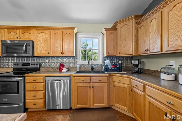 $555,000 | 20722 State Hwy AA, Potosi, MO 63664
