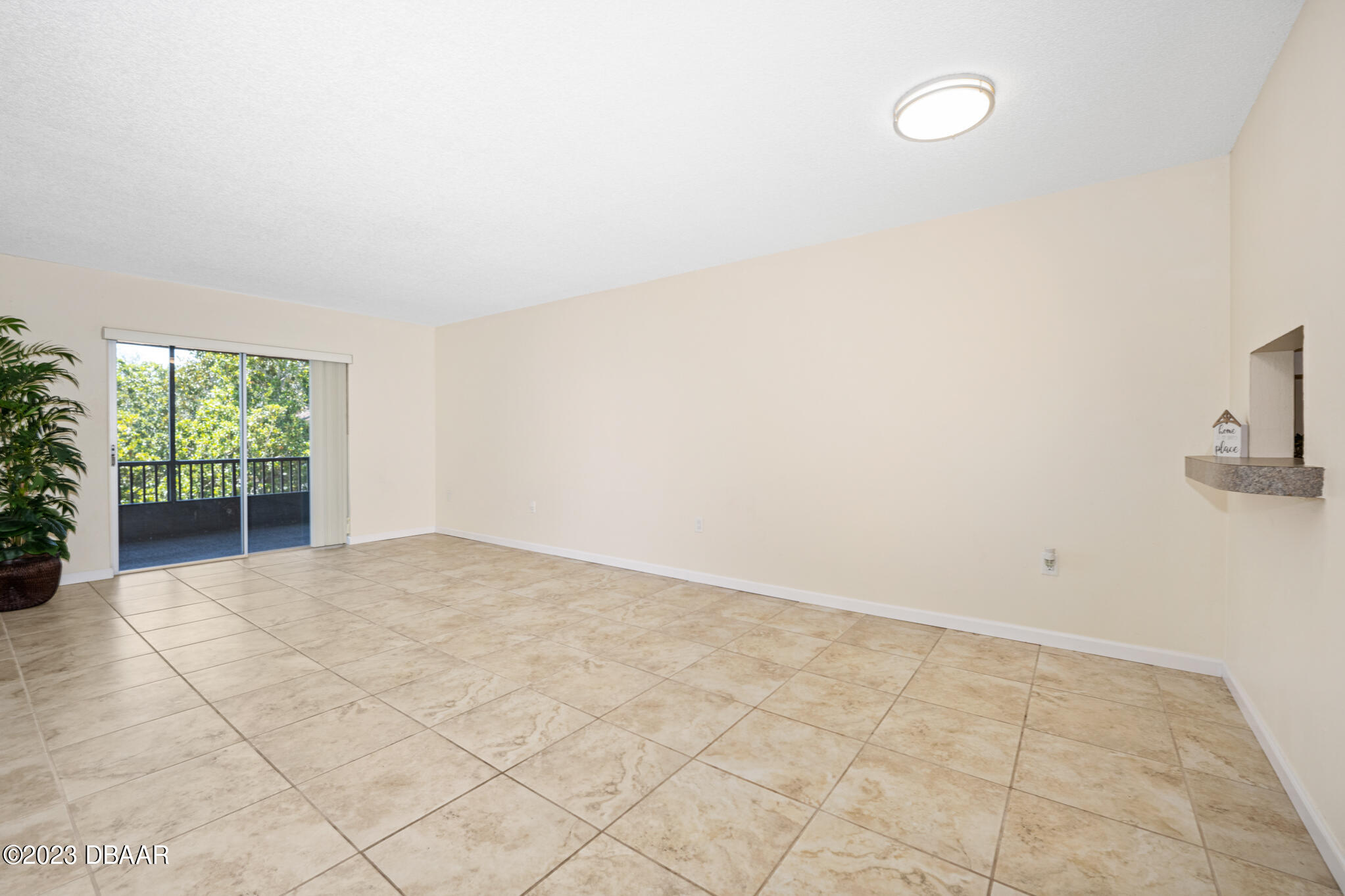 640 North Nova Road, Unit 511 Ormond Beach, FL 32174 - Photo 9 of 38 AEP360-18