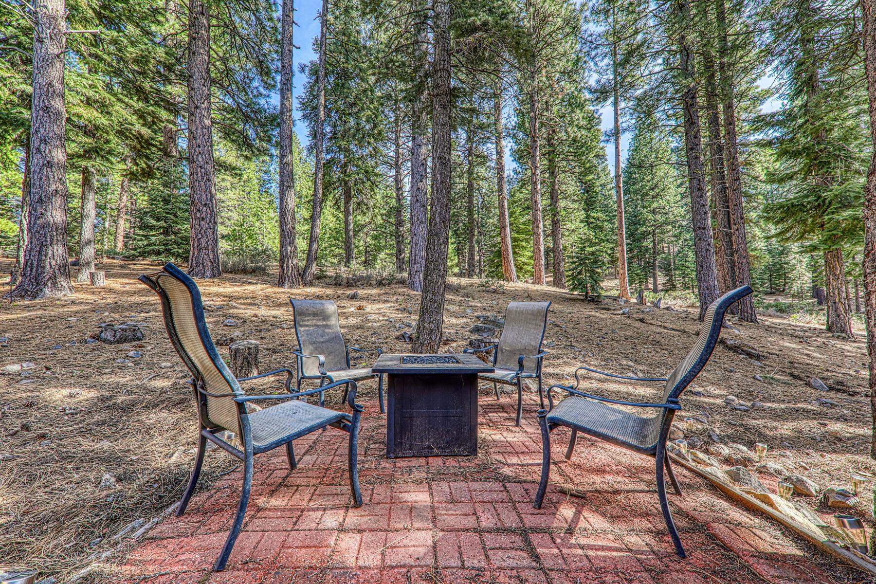 725 Conifer Truckee, CA 96161 - Photo 21 of 26