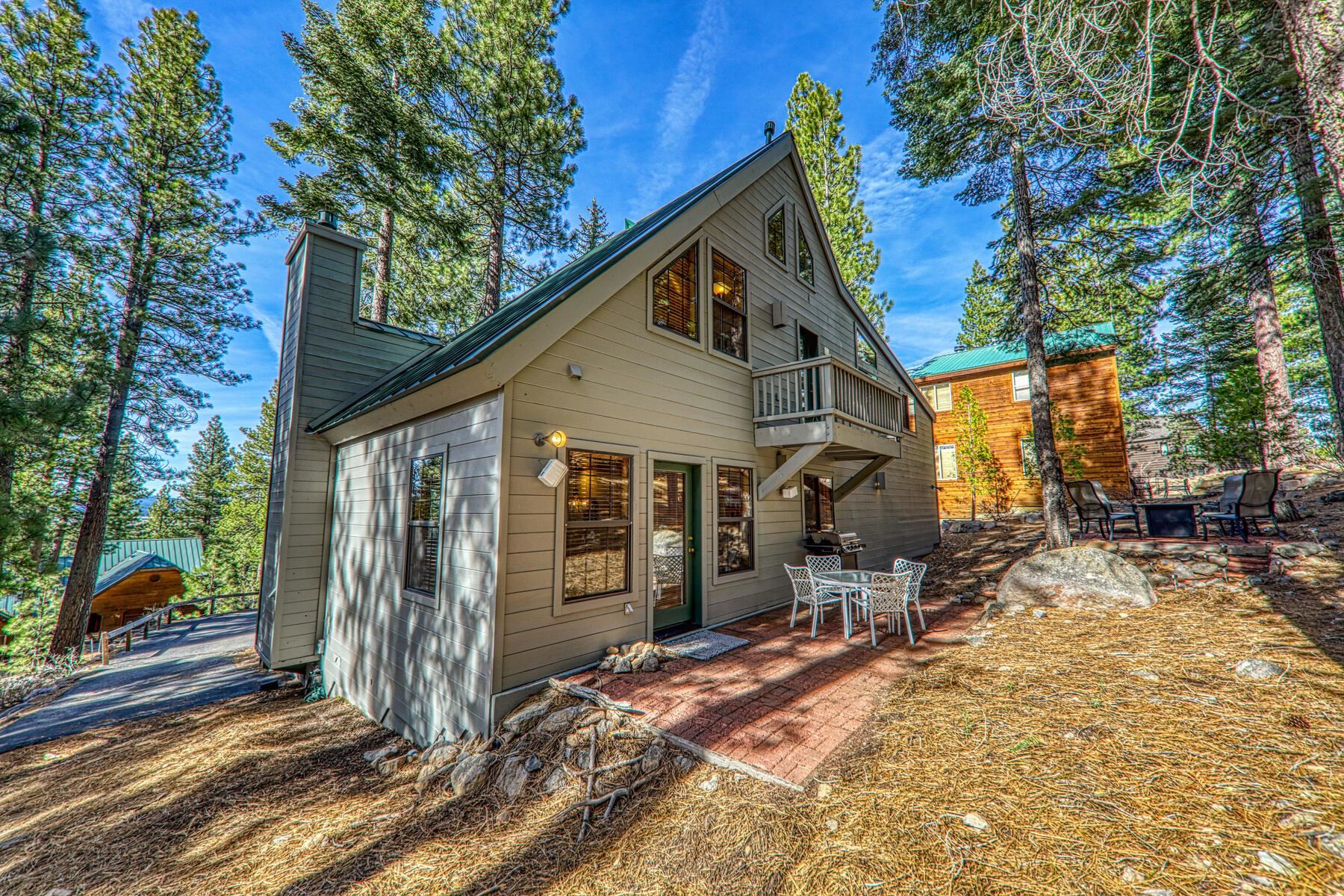 725 Conifer Truckee, CA 96161 - Photo 22 of 26