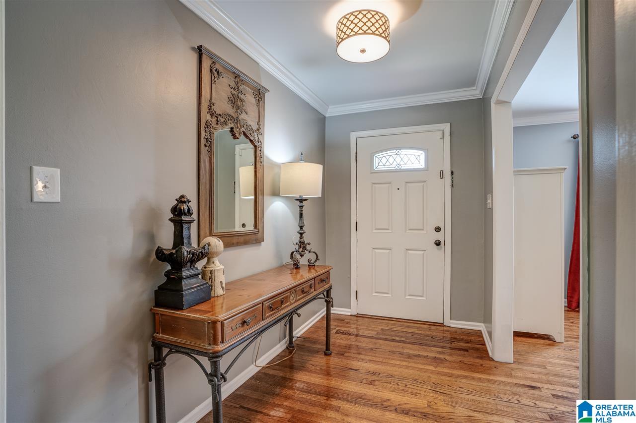 105 Hunters Point Circle Birmingham, AL 35244 - Photo 4 of 26