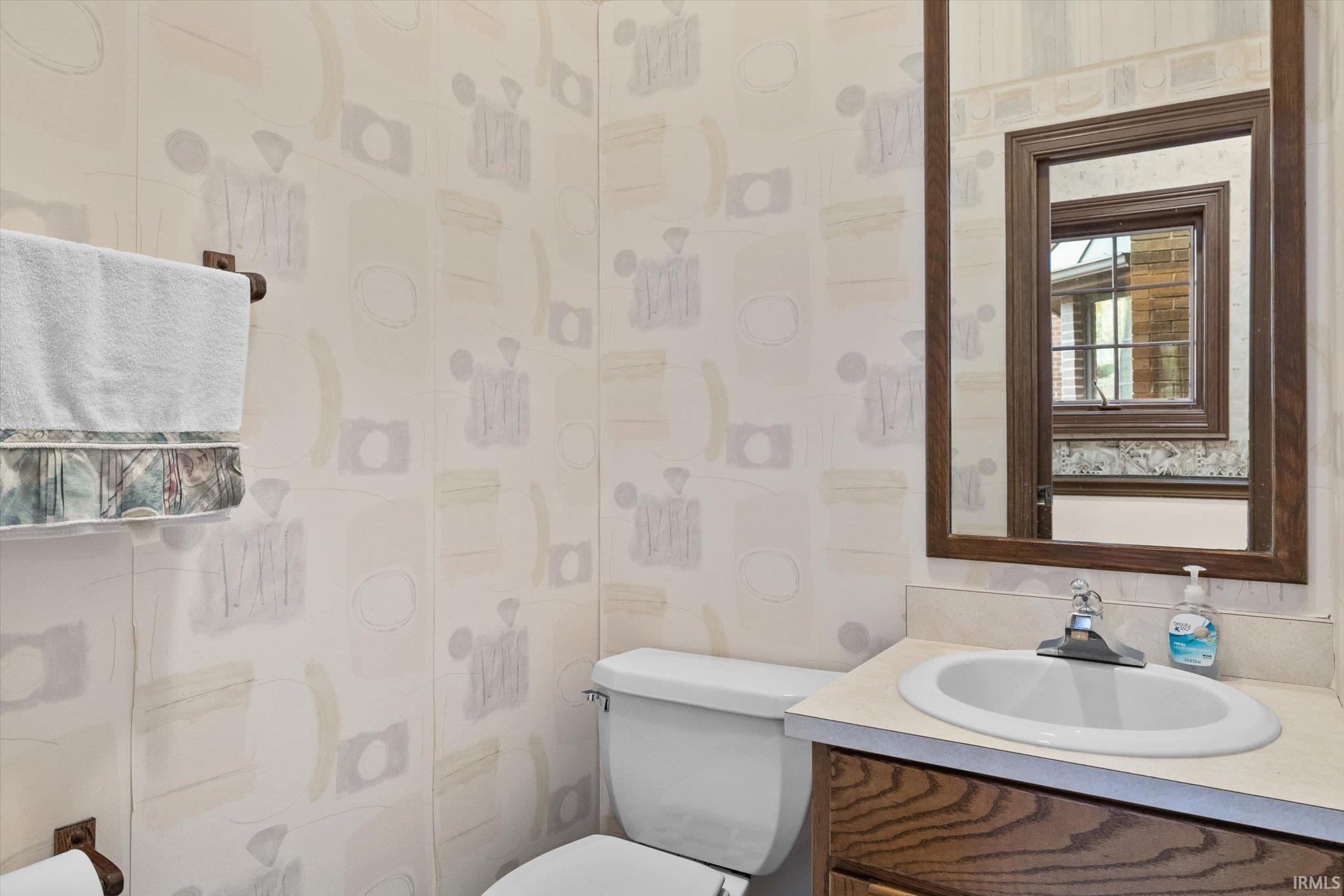 3712 Devonshire Lane Bloomington, IN 47408 - Photo 13 of 36