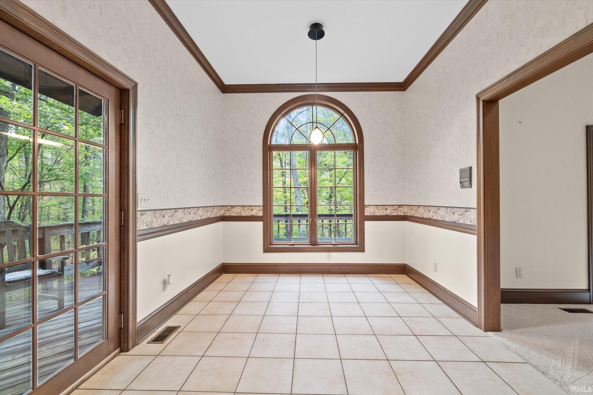 3712 Devonshire Lane Bloomington, IN 47408 - Photo 9 of 36