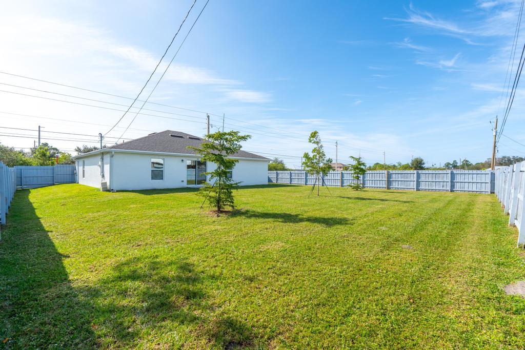 203 Southwest Becker Road Port St. Lucie, FL 34953 - Photo 40 of 52 DSC07826
