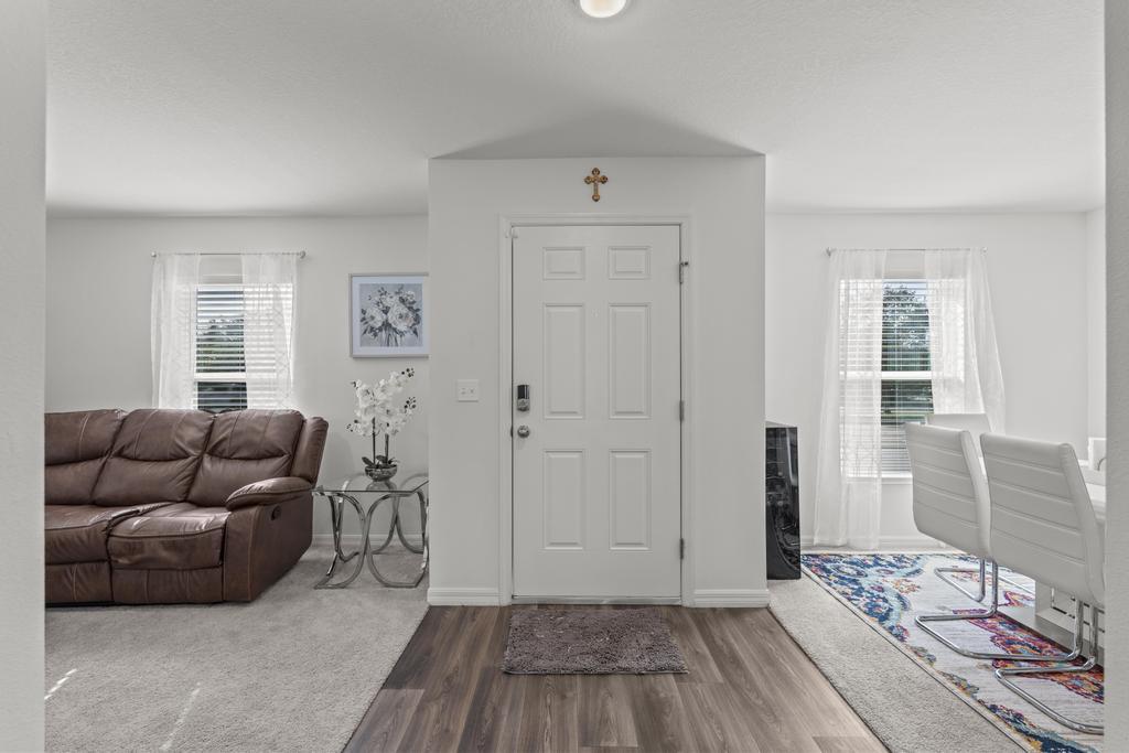 203 Southwest Becker Road Port St. Lucie, FL 34953 - Photo 5 of 52 DSC07830