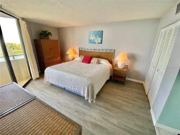 $4,000 | 5915 Sea Ranch Drive, Unit 509W, Hudson, FL 34667