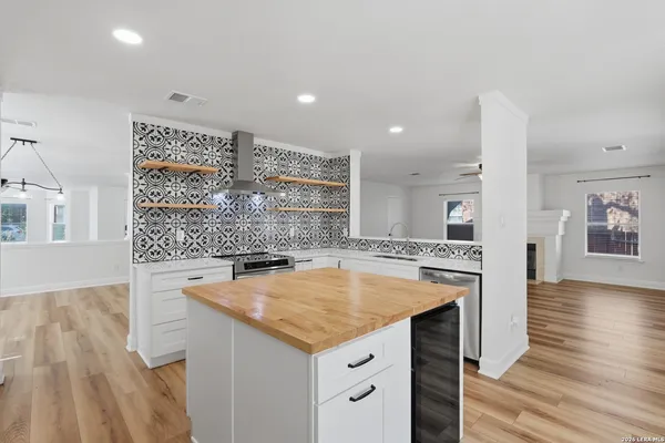 $435,000 | 1527 Jasmine, Schertz, TX 78154