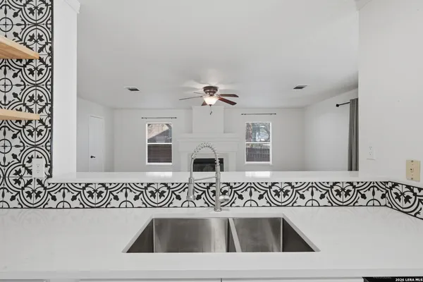 $435,000 | 1527 Jasmine, Schertz, TX 78154