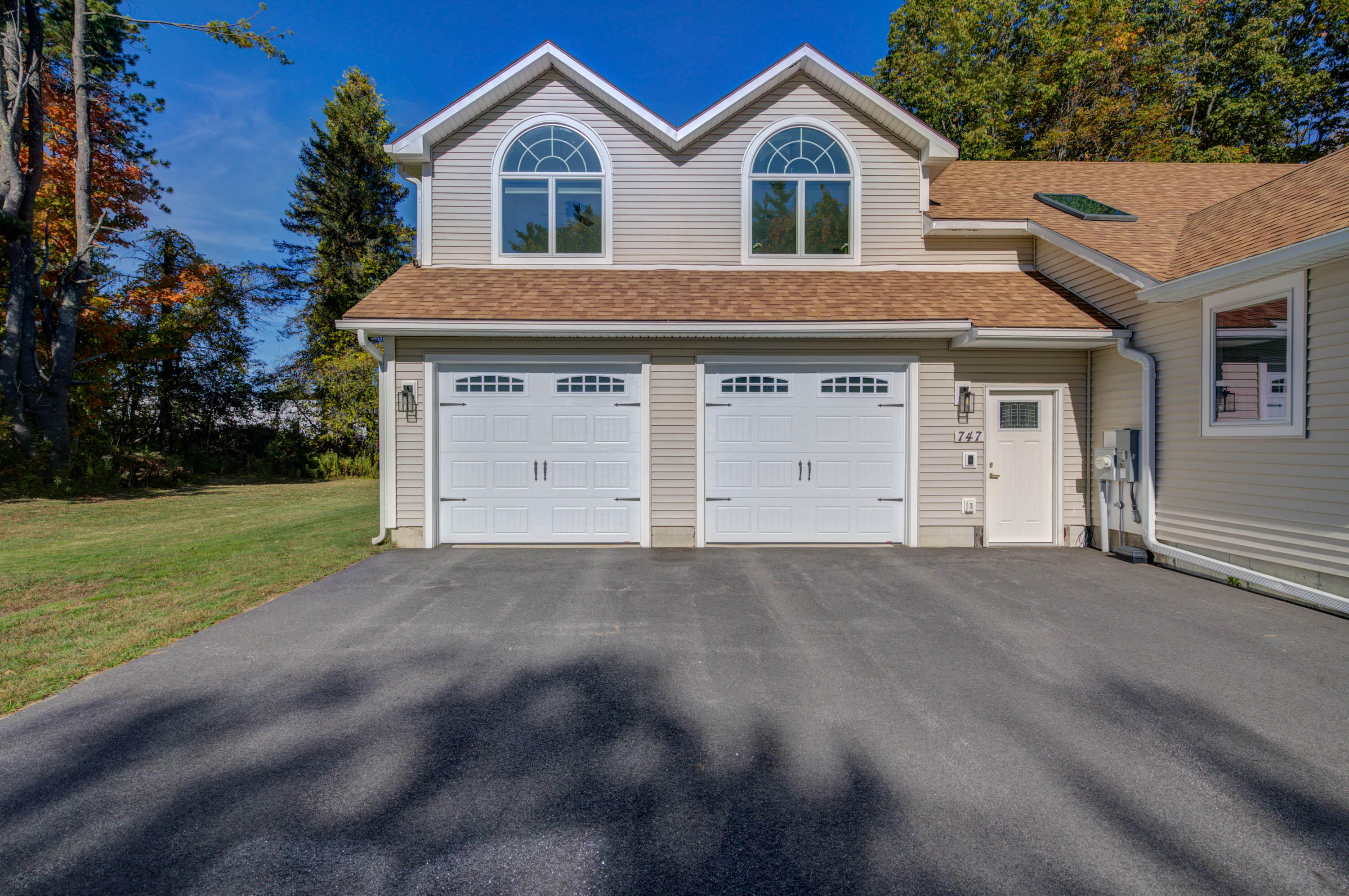 747 Portland Road Saco, ME 04072 - Photo 11 of 53 pic-6