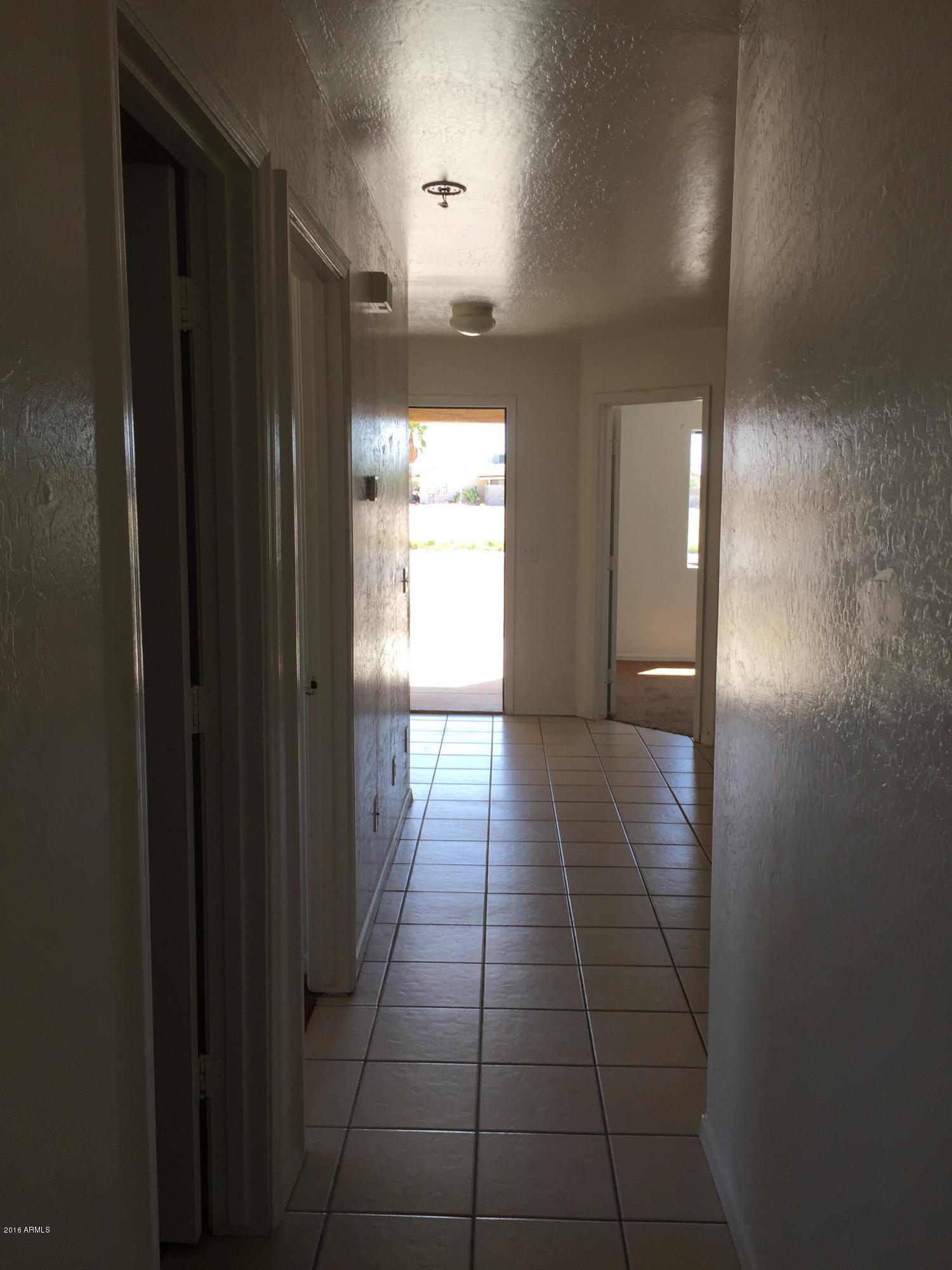 13302 South Del Rio Road Arizona City, AZ 85123 - Photo 8 of 16 Hallway